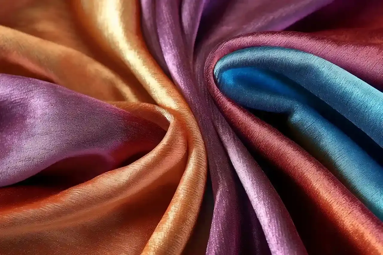 How to Sew Satin Fabric